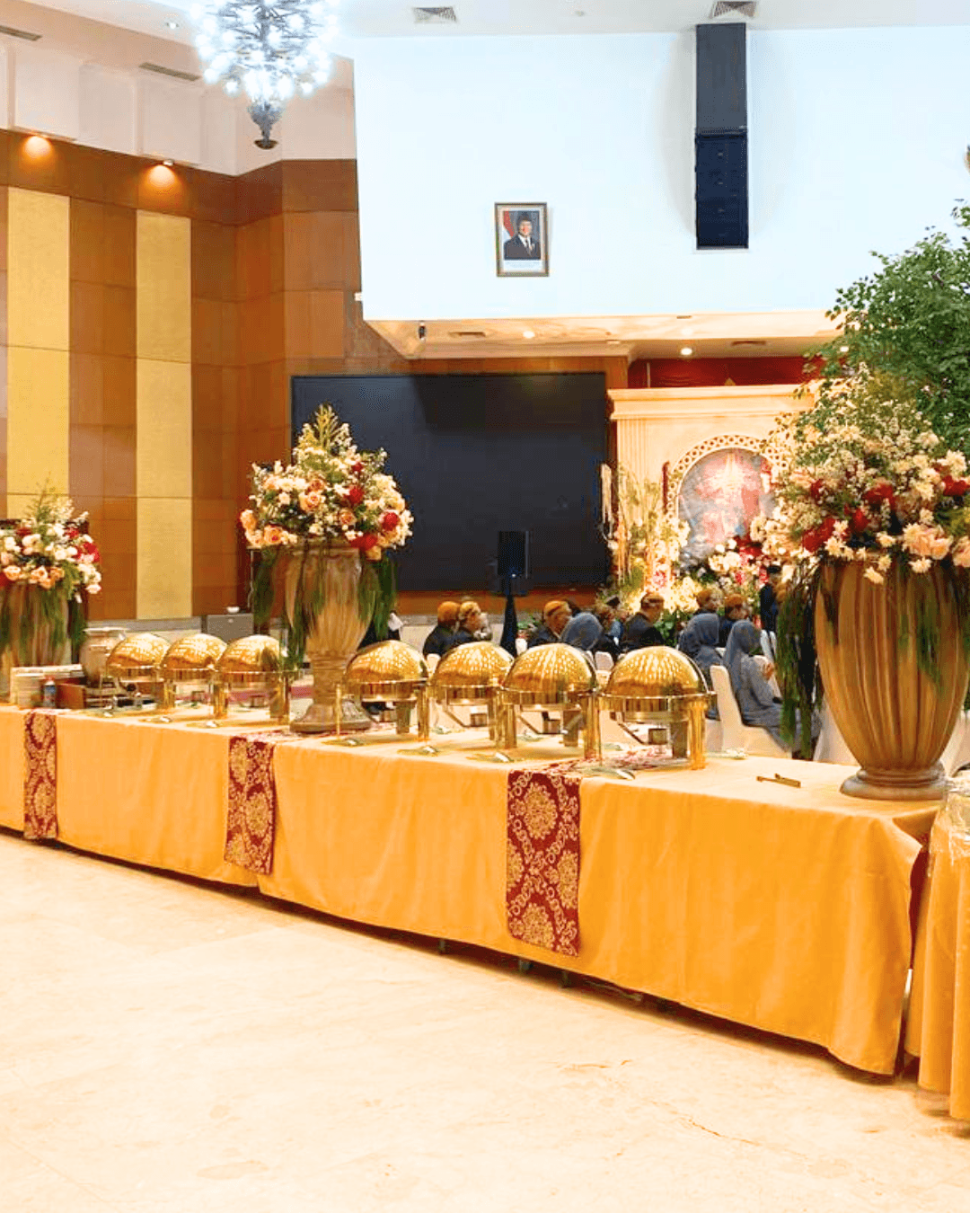 Buffet President Catering tersaji di venue pernikahan.